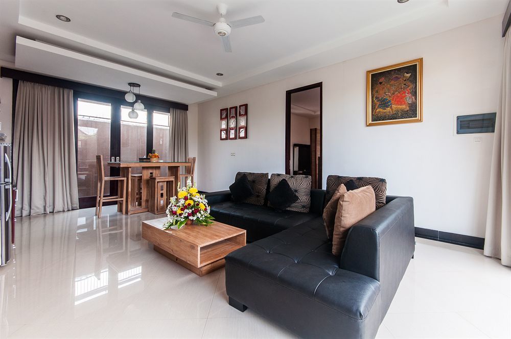 Villa Umah Puri *